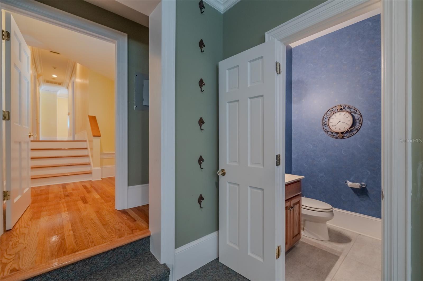 1816 S DOVER RD — photo 64