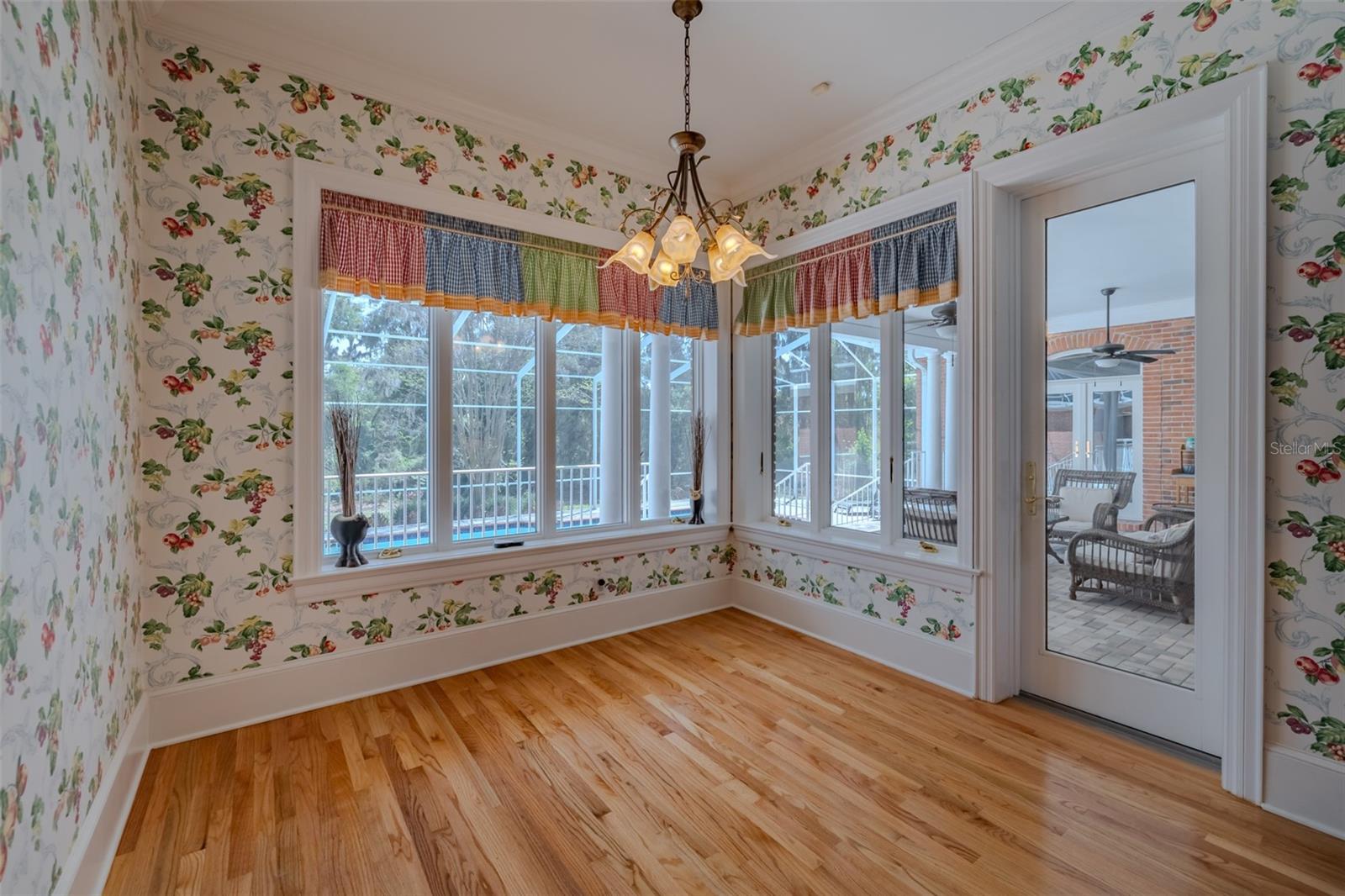 1816 S DOVER RD — photo 15