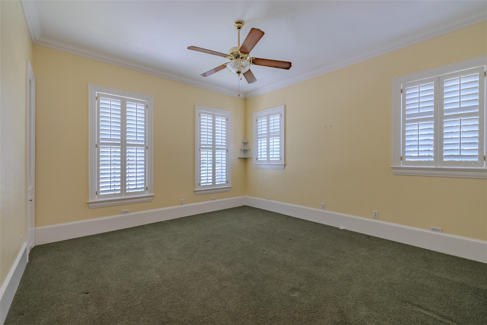 1816 S DOVER RD — photo 43