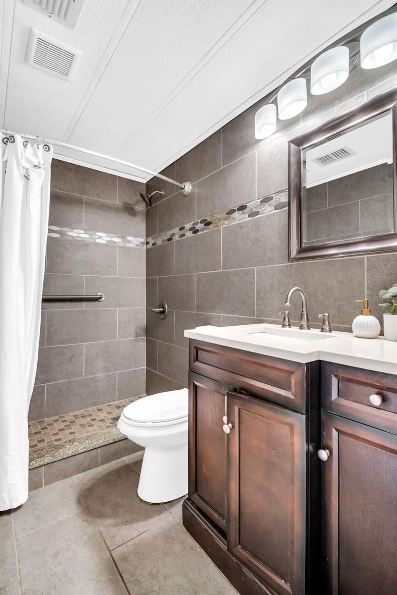 23 MOUNTAIN LAUREL DR — photo 34