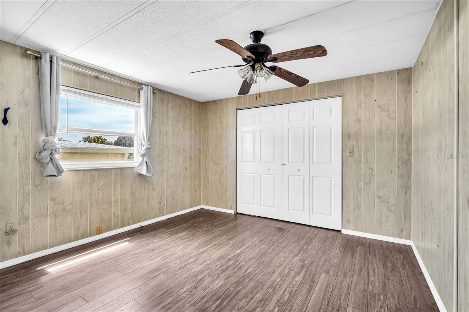 23 MOUNTAIN LAUREL DR — photo 37