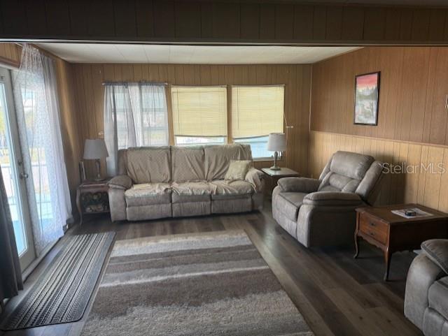308 51ST AVENUE DR W — photo 28