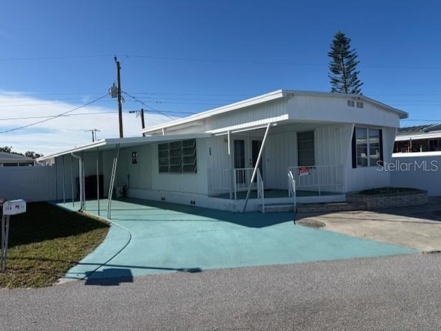 308 51ST AVENUE DR W — photo 2