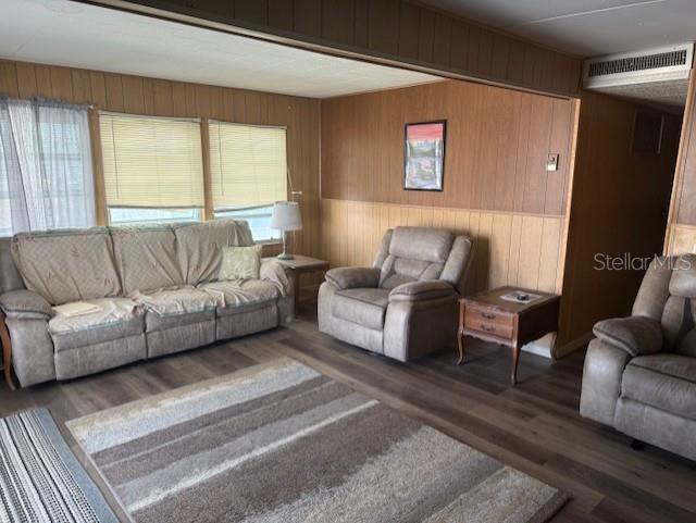 308 51ST AVENUE DR W — photo 32