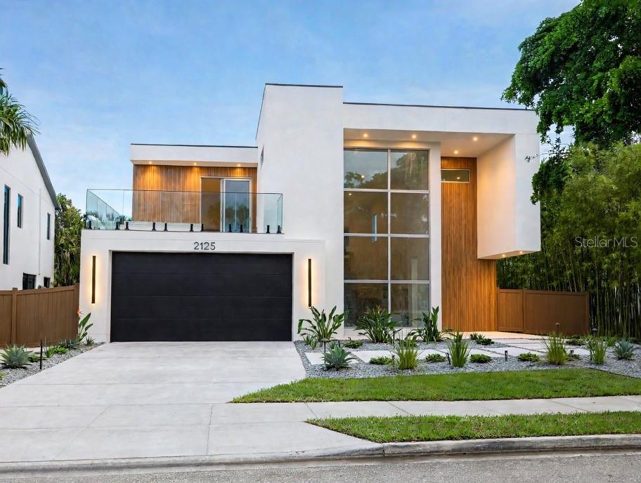 2125 DATURA ST — photo 12