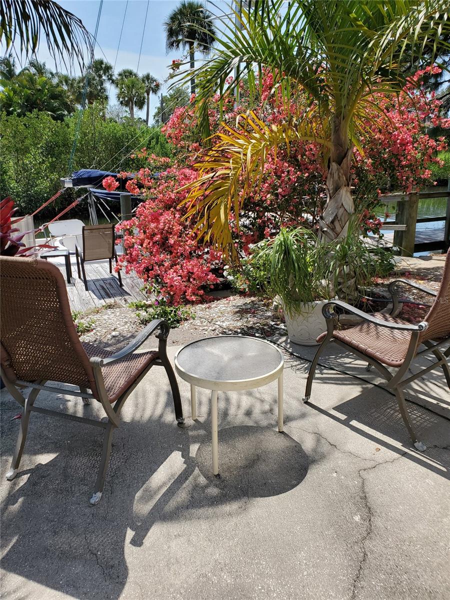 227 LYCHEE RD — photo 11
