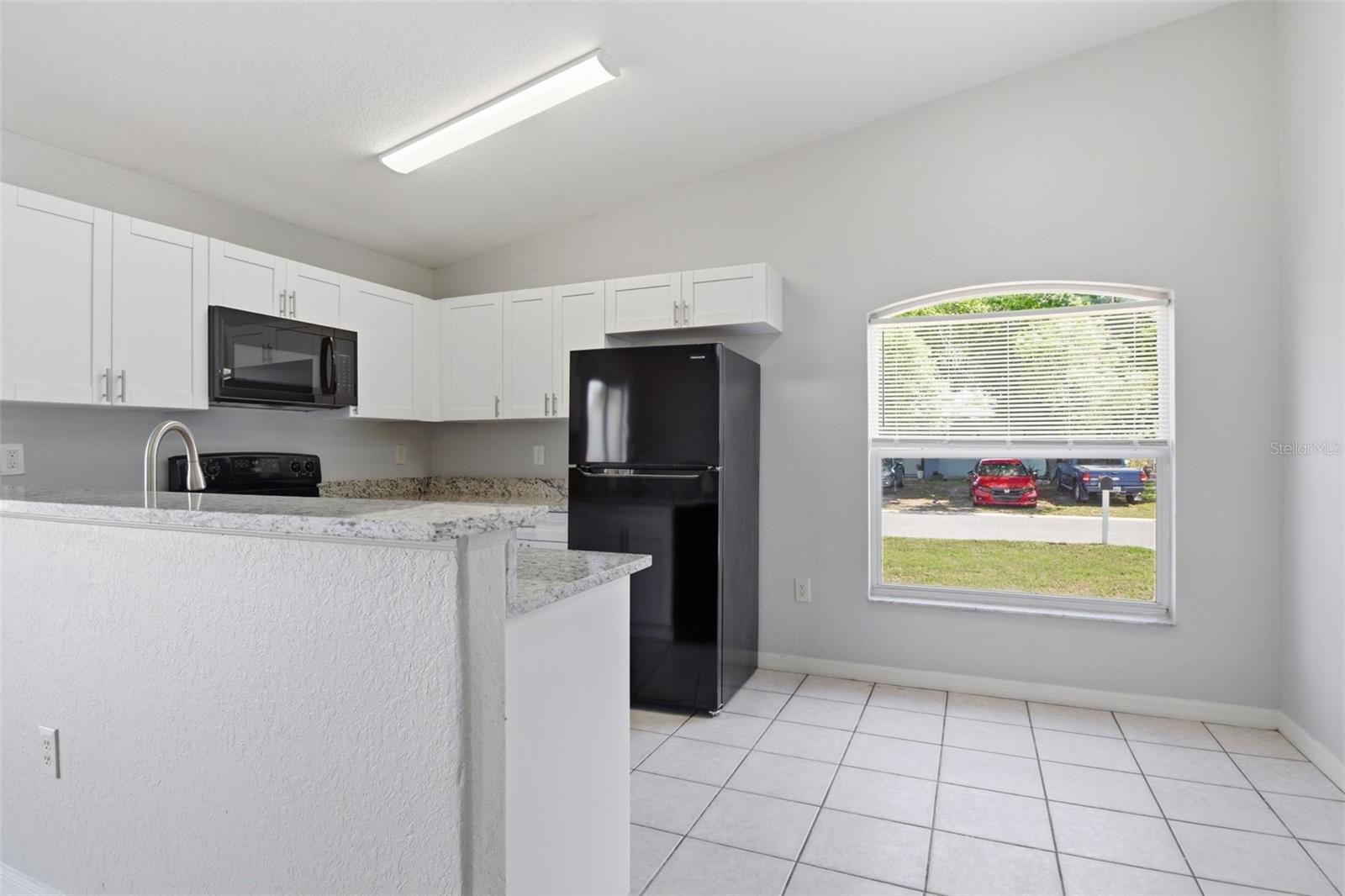 6018 FLORA TER — photo 13