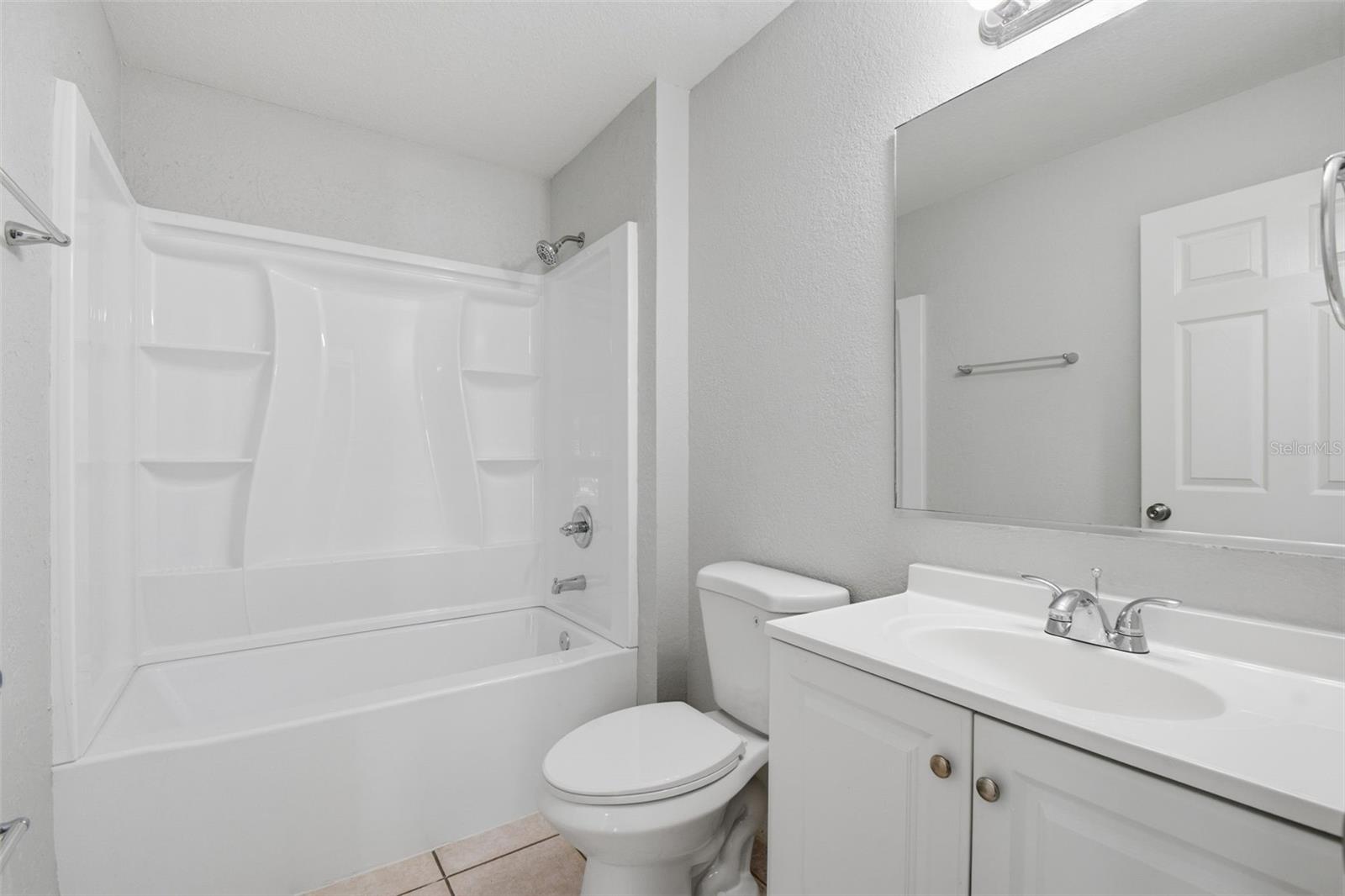 6018 FLORA TER — photo 25