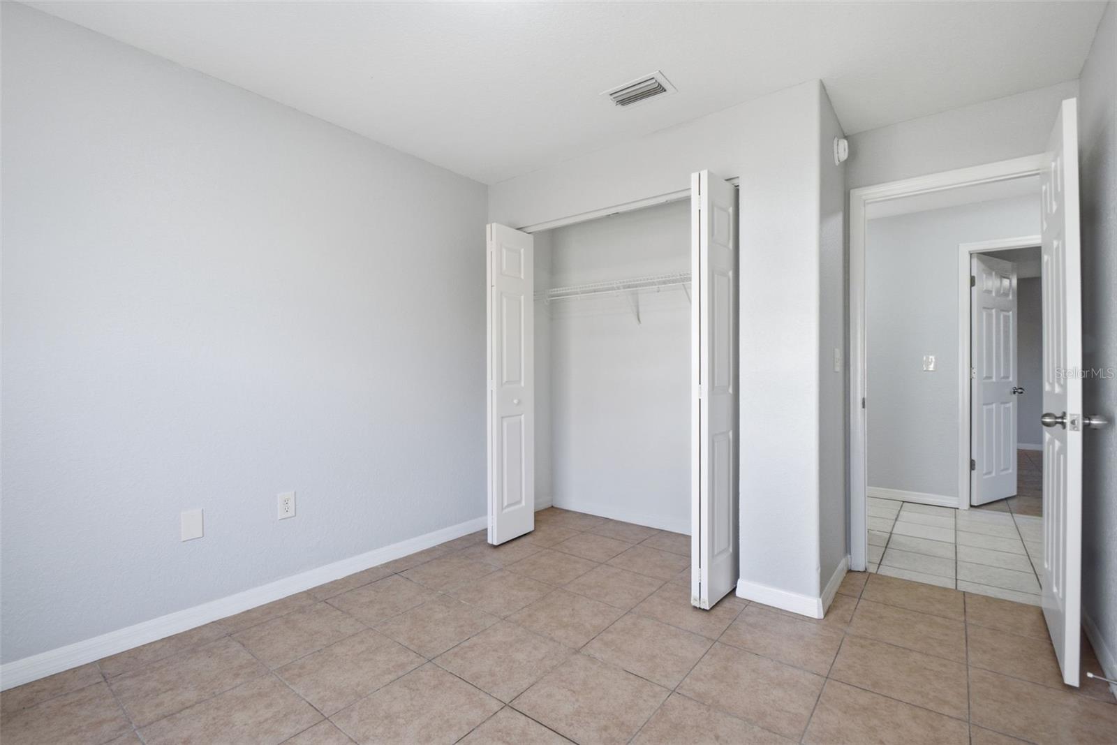 6018 FLORA TER — photo 18