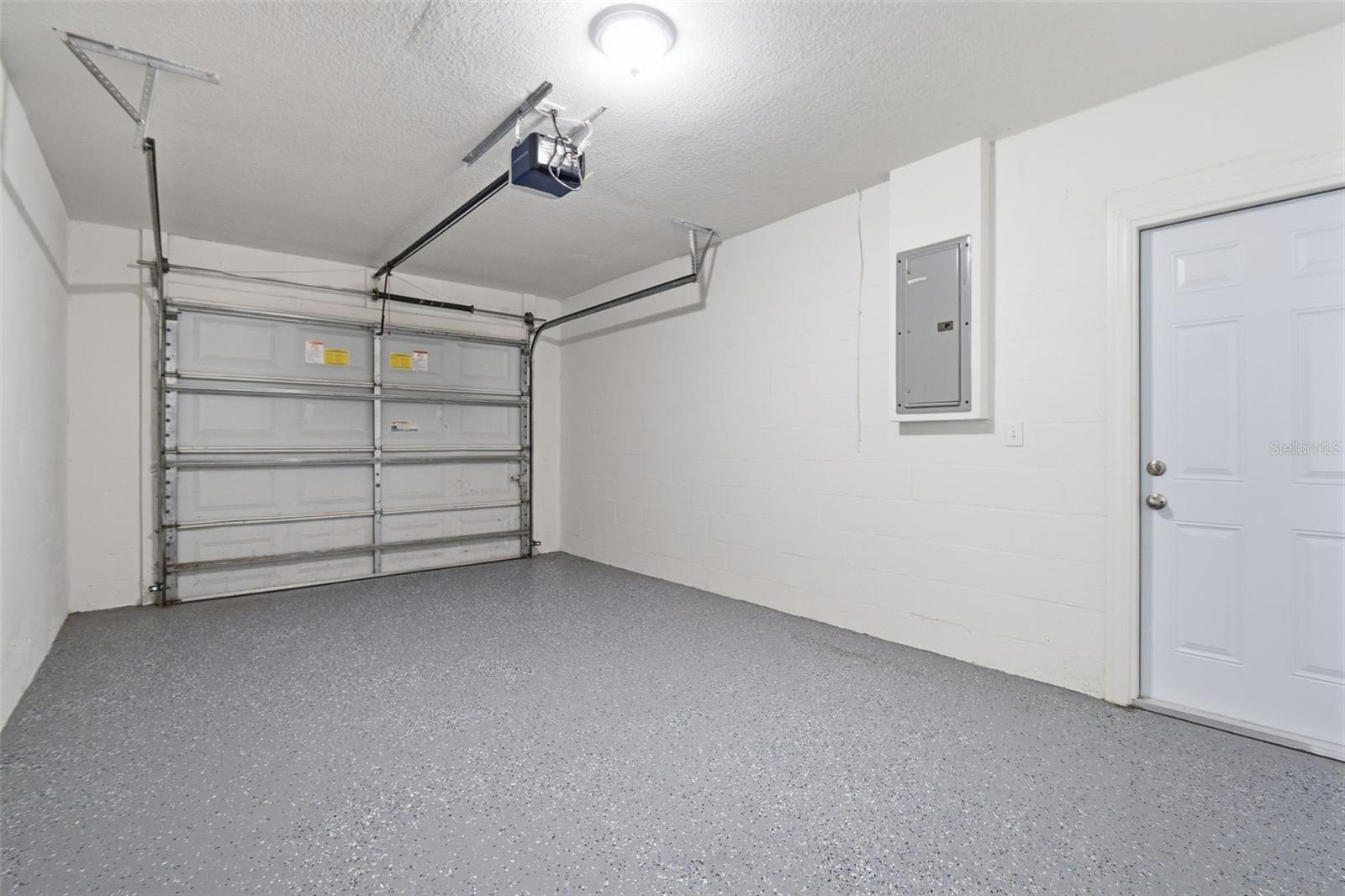 6018 FLORA TER — photo 30
