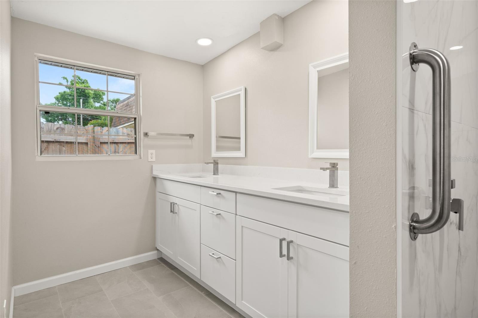 5929 MURDOCK AVE — photo 27