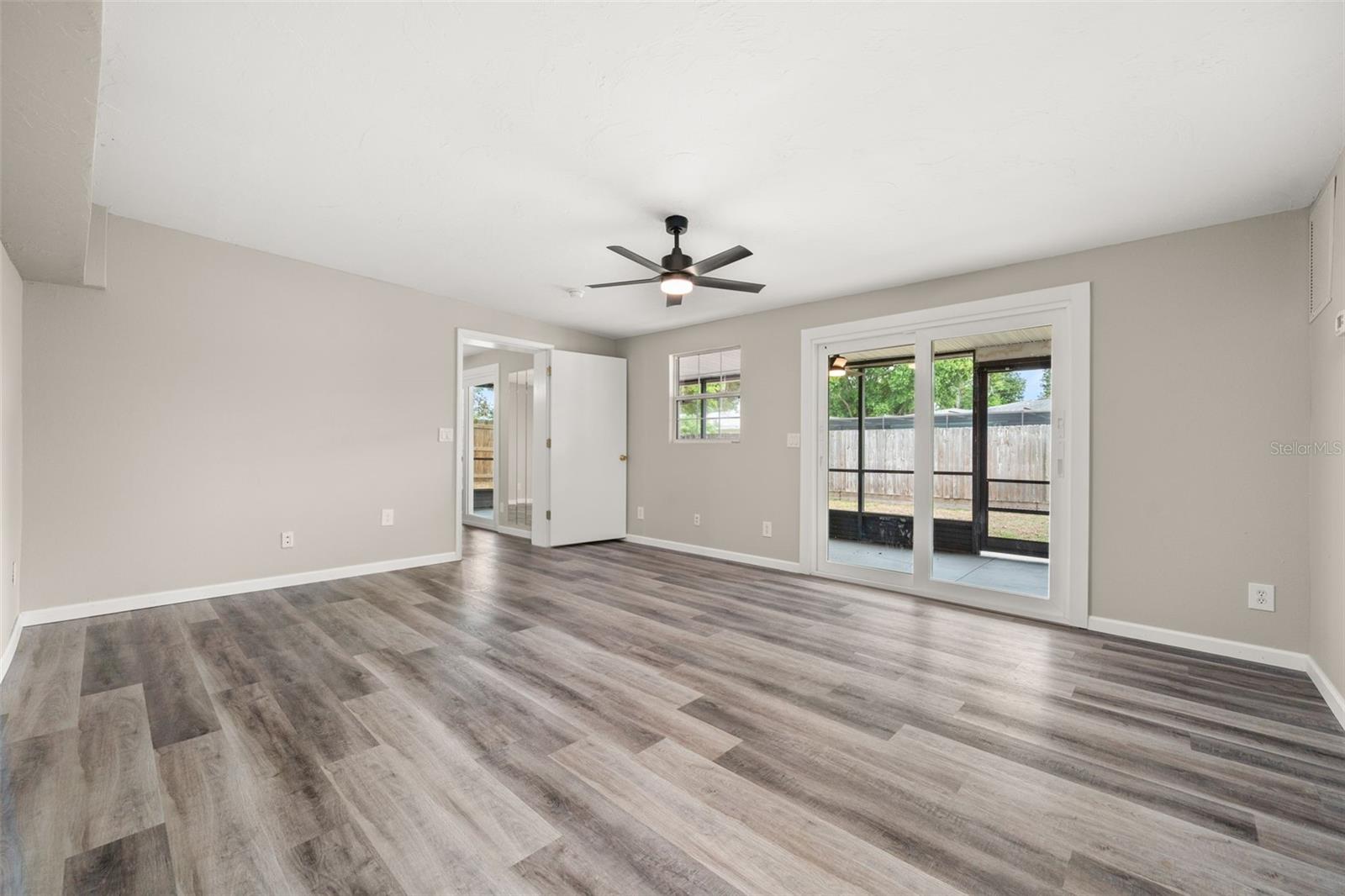 5929 MURDOCK AVE — photo 23