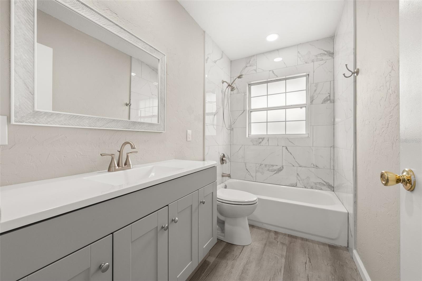 5929 MURDOCK AVE — photo 34