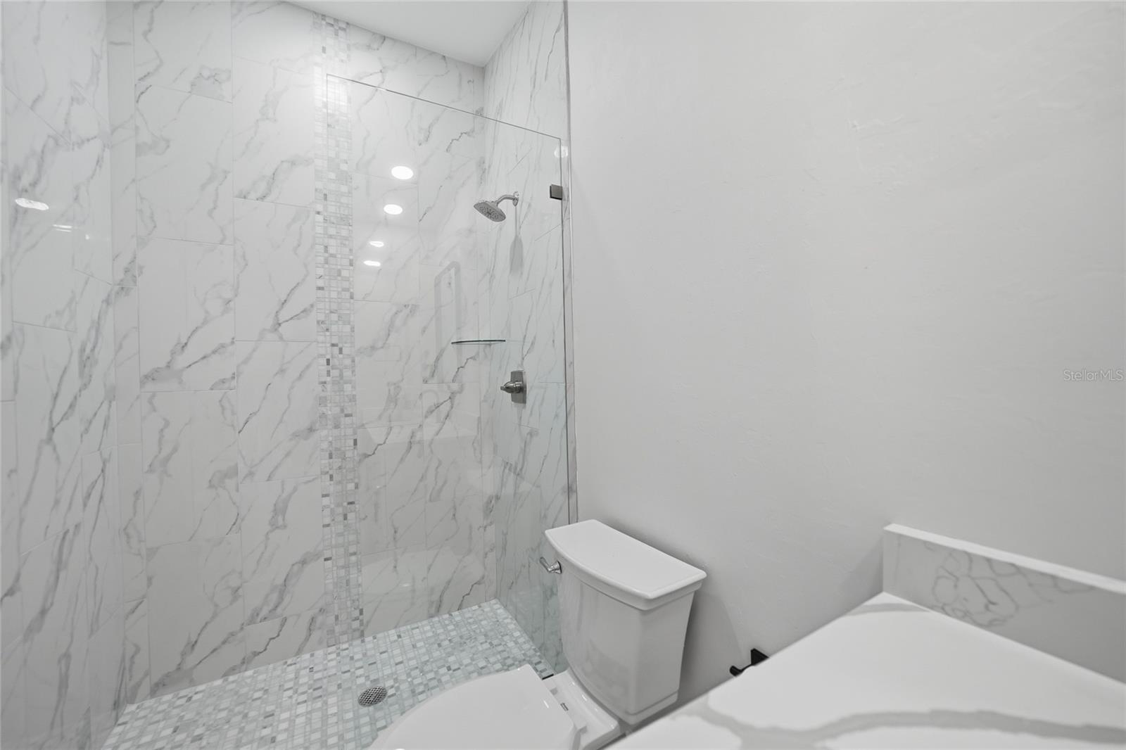 5009 JODY AVE — photo 14