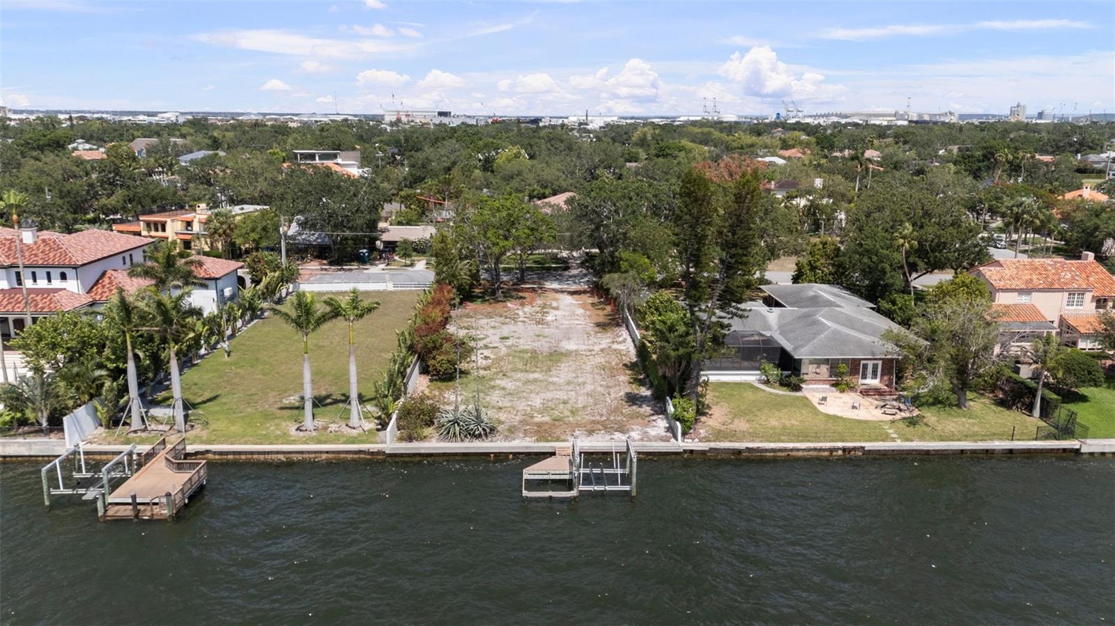 214 BLANCA AVE — photo 29