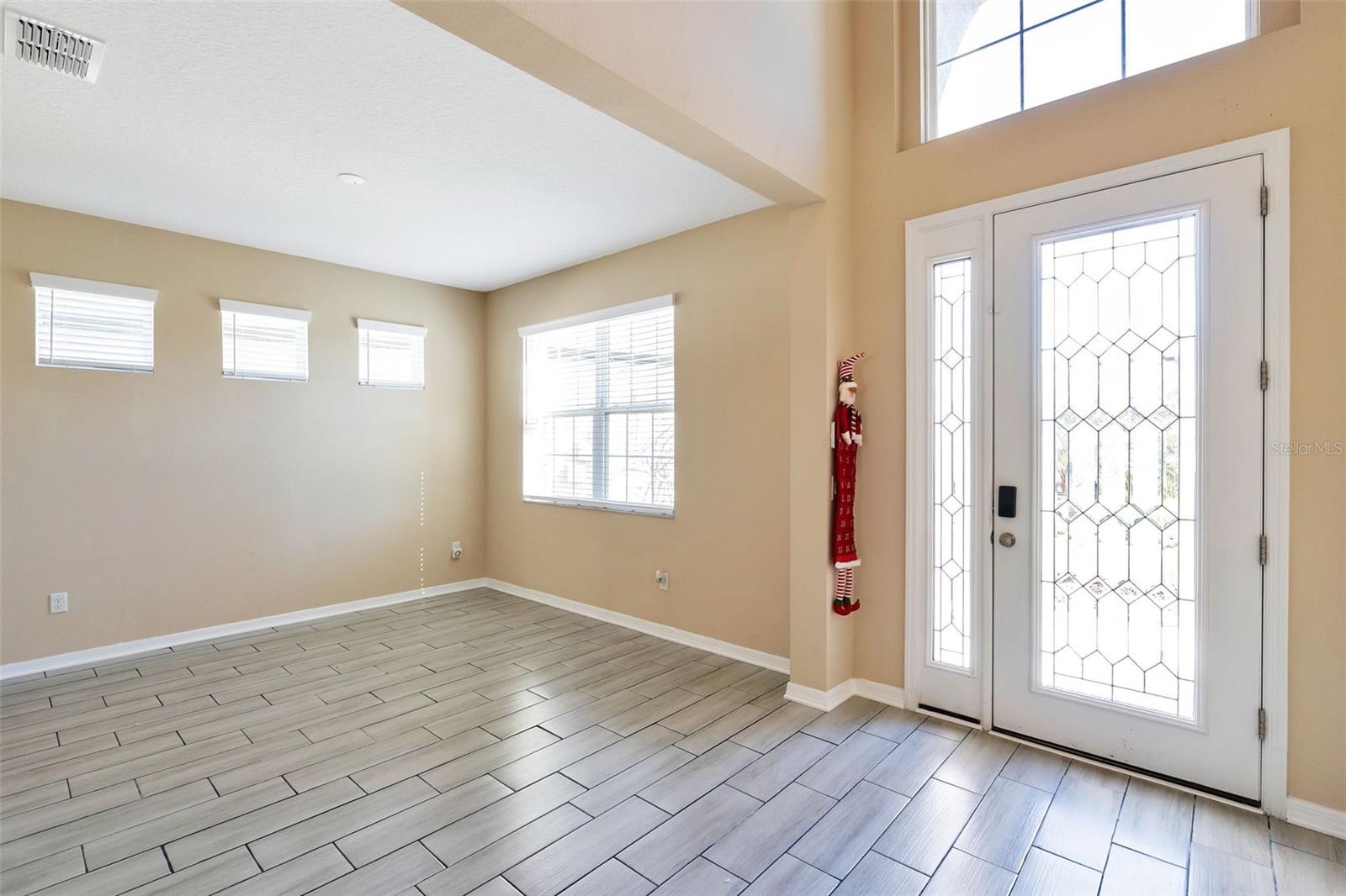 30068 SKYLARK DR — photo 4