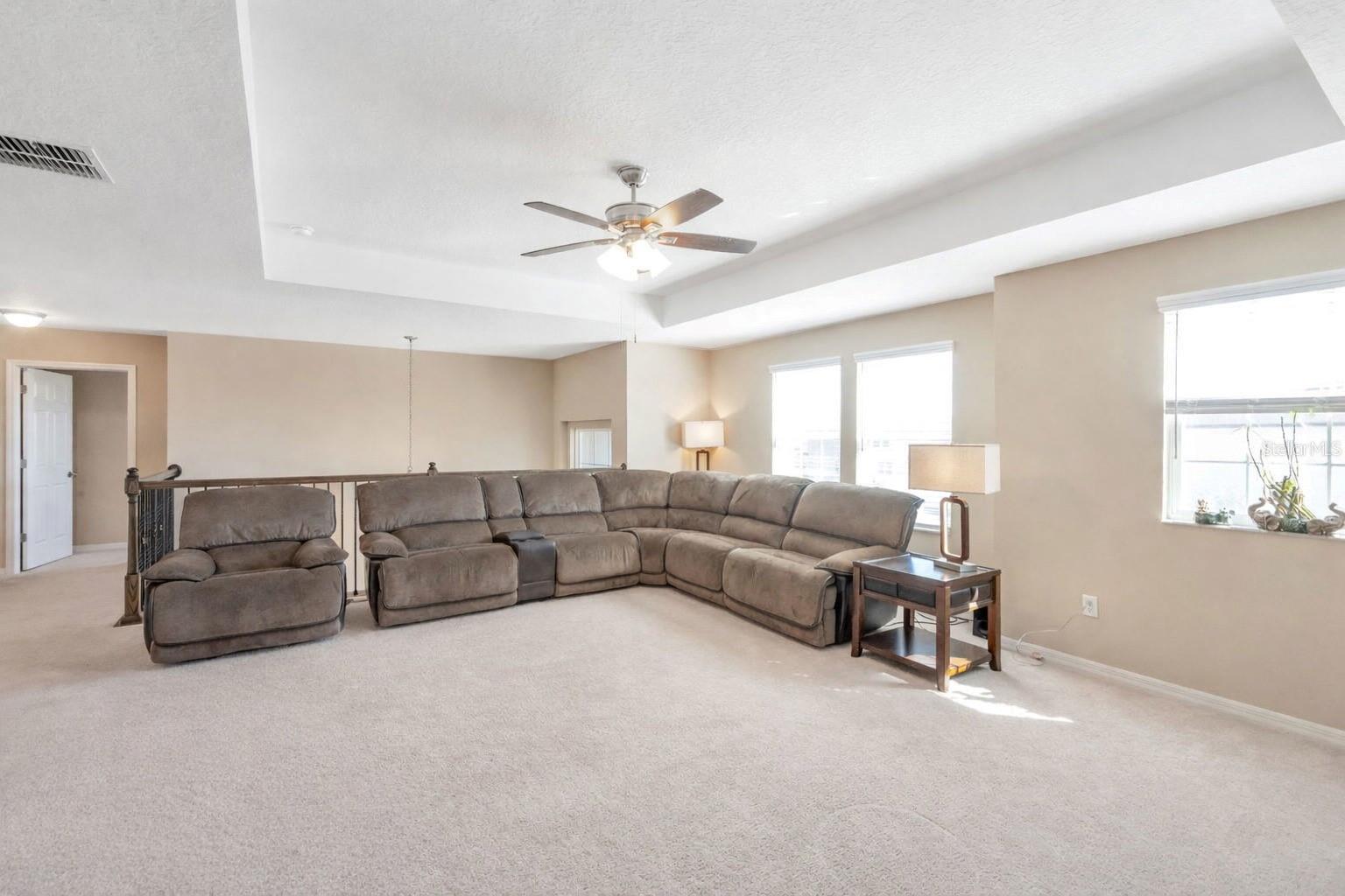 30068 SKYLARK DR — photo 22