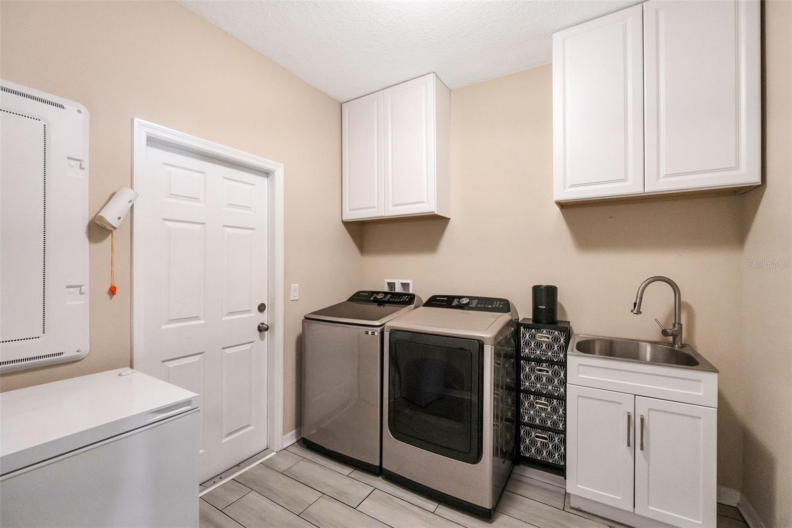 30068 SKYLARK DR — photo 6