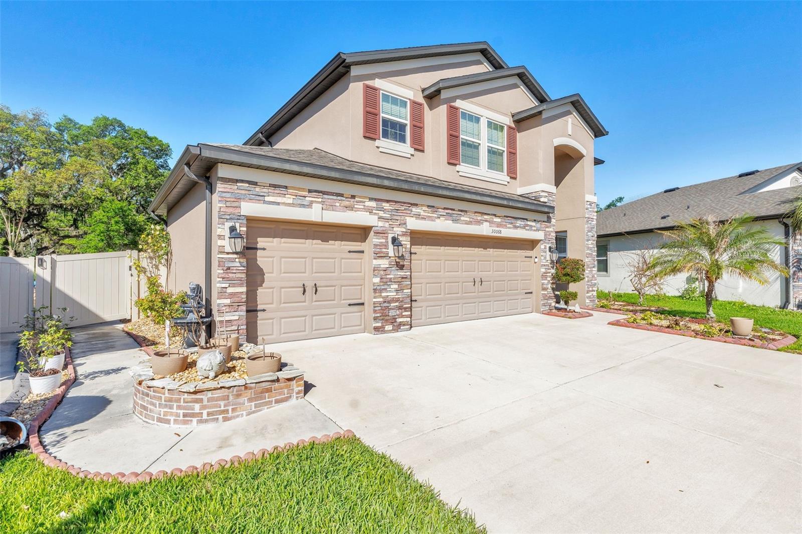 30068 SKYLARK DR — photo 2