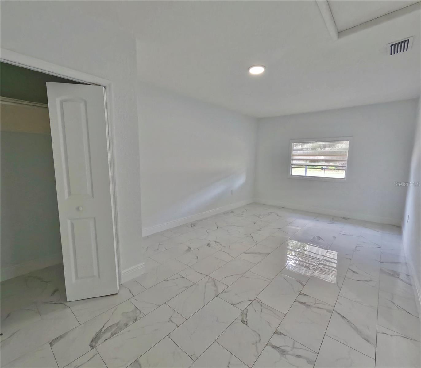1103 N PENNSYLVANIA AVE — photo 28