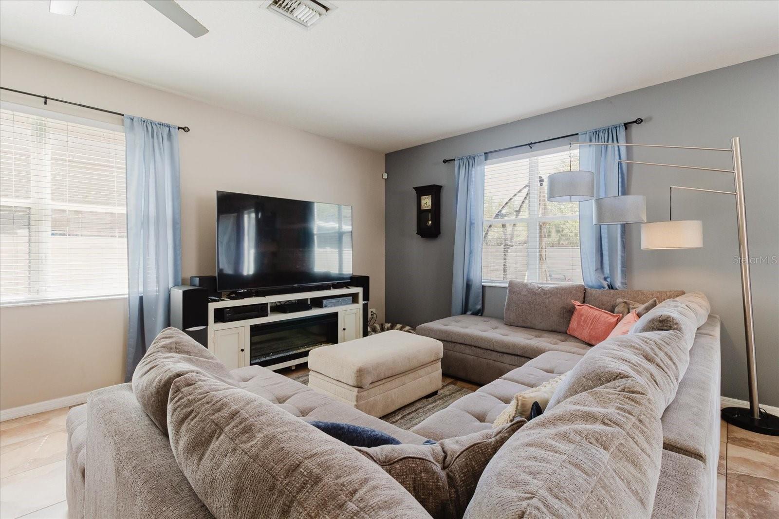 15521 LONG CYPRESS DR — photo 25
