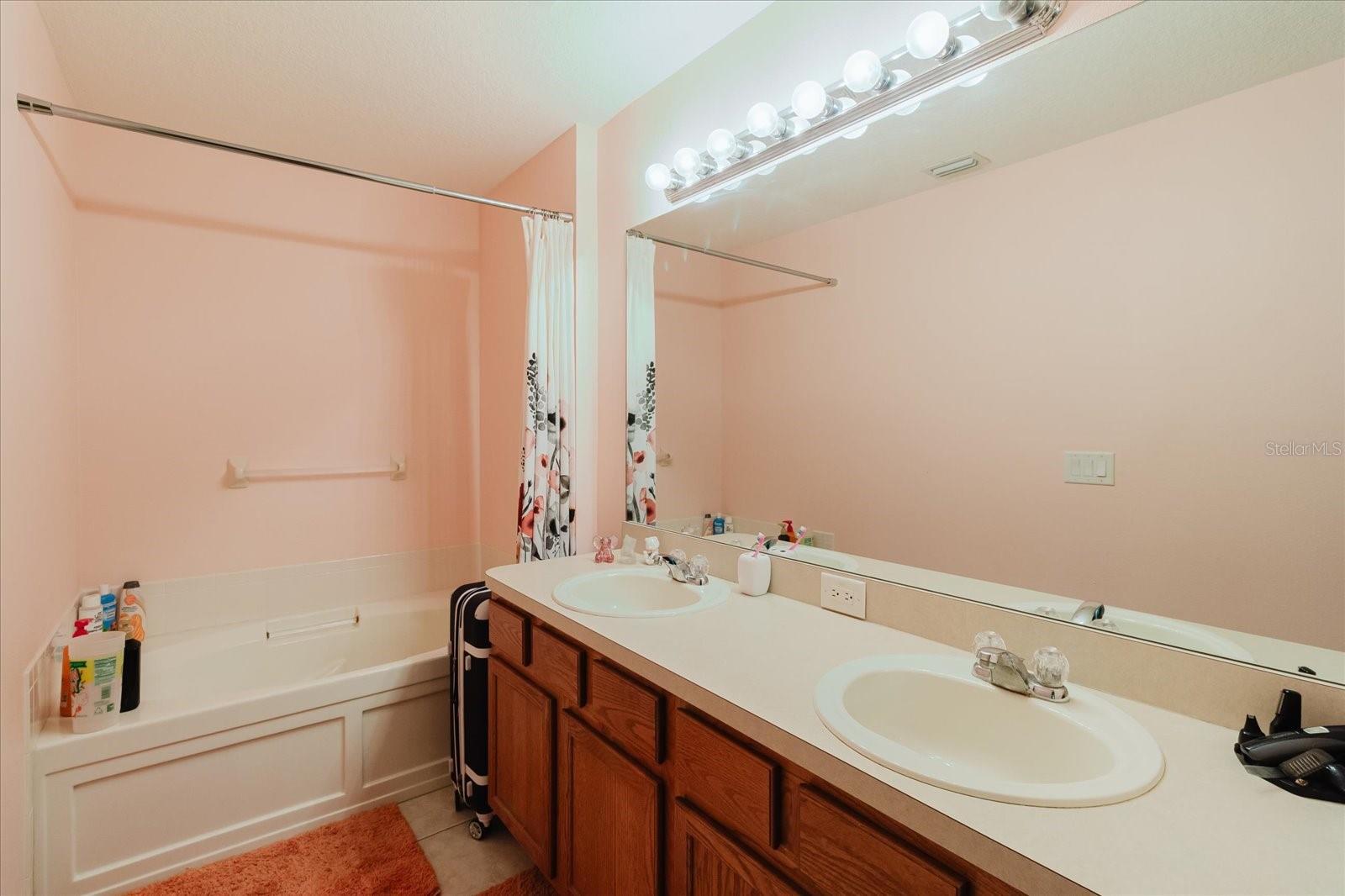 15521 LONG CYPRESS DR — photo 11