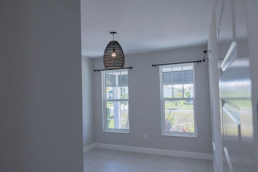 8100 SLIPWAY DR — photo 22