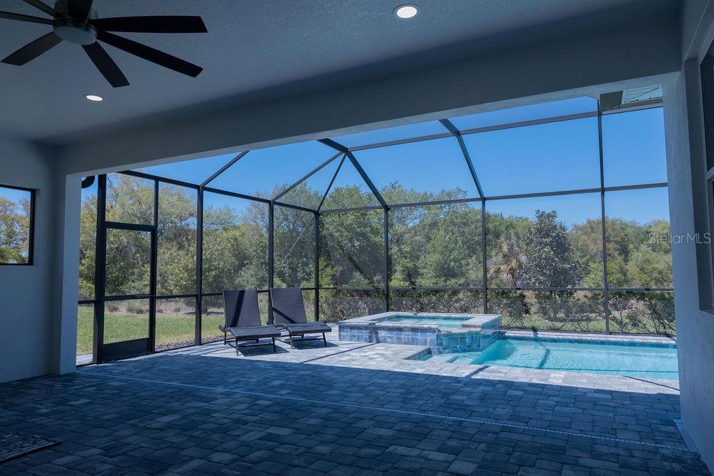 8100 SLIPWAY DR — photo 28
