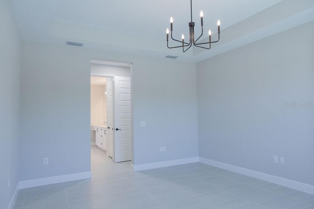 8100 SLIPWAY DR — photo 15