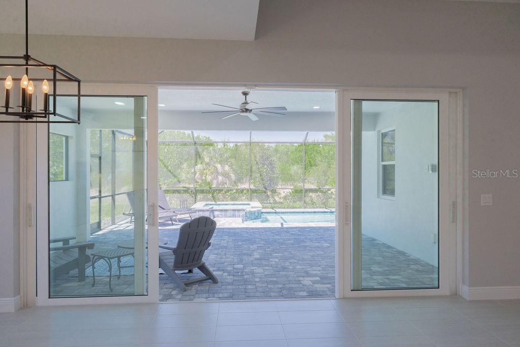 8100 SLIPWAY DR — photo 27