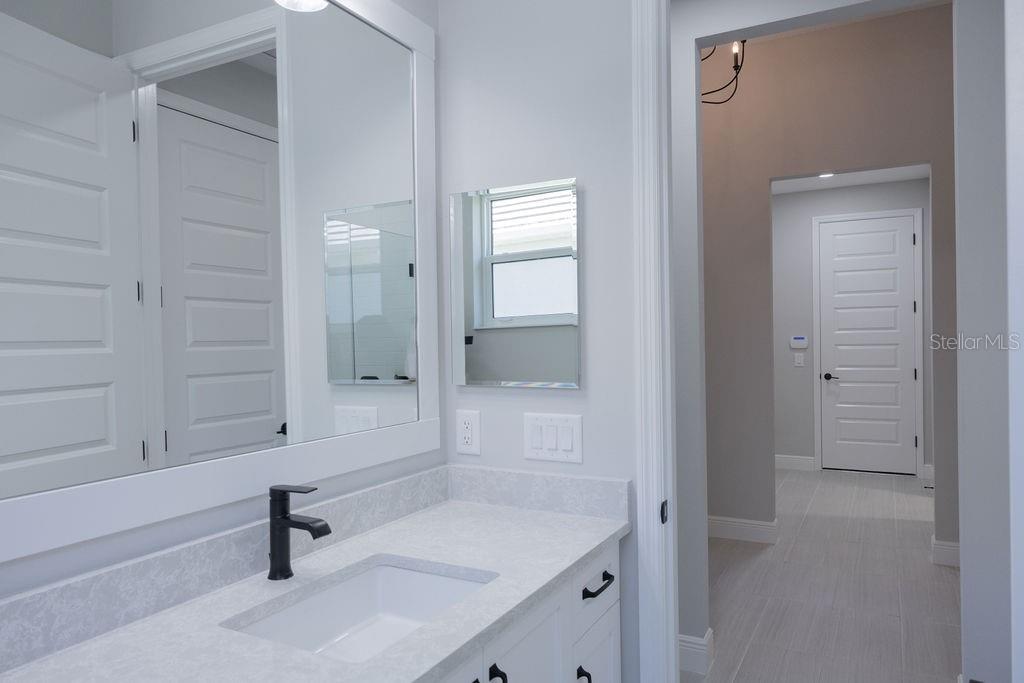 8100 SLIPWAY DR — photo 25
