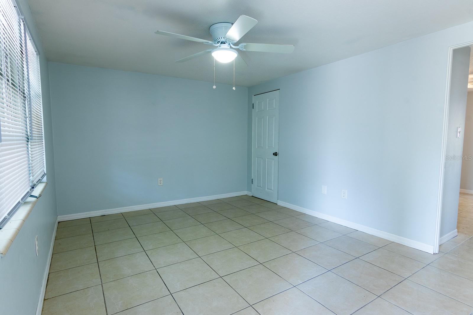 610 N EAST AVE — photo 39