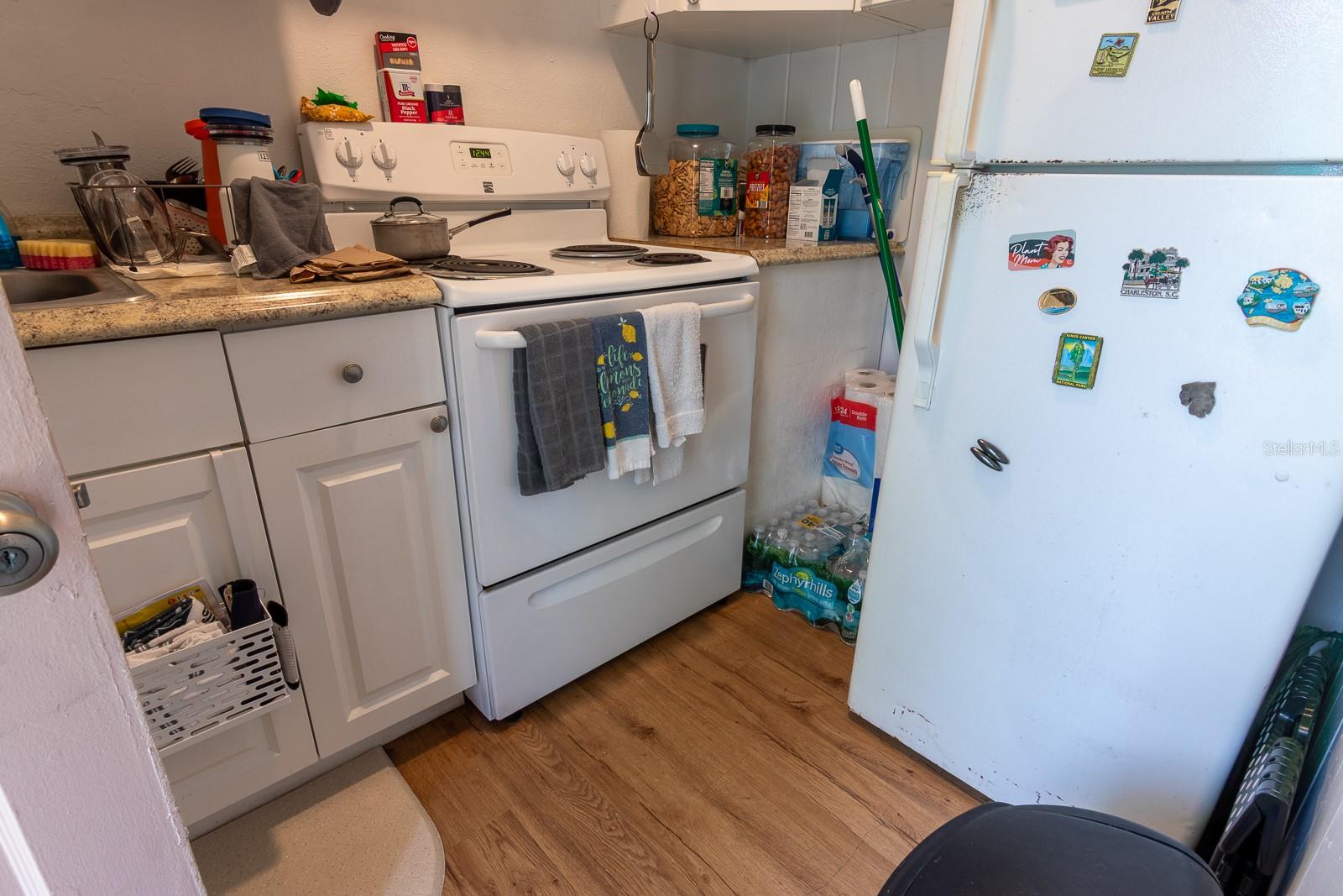 610 N EAST AVE — photo 16