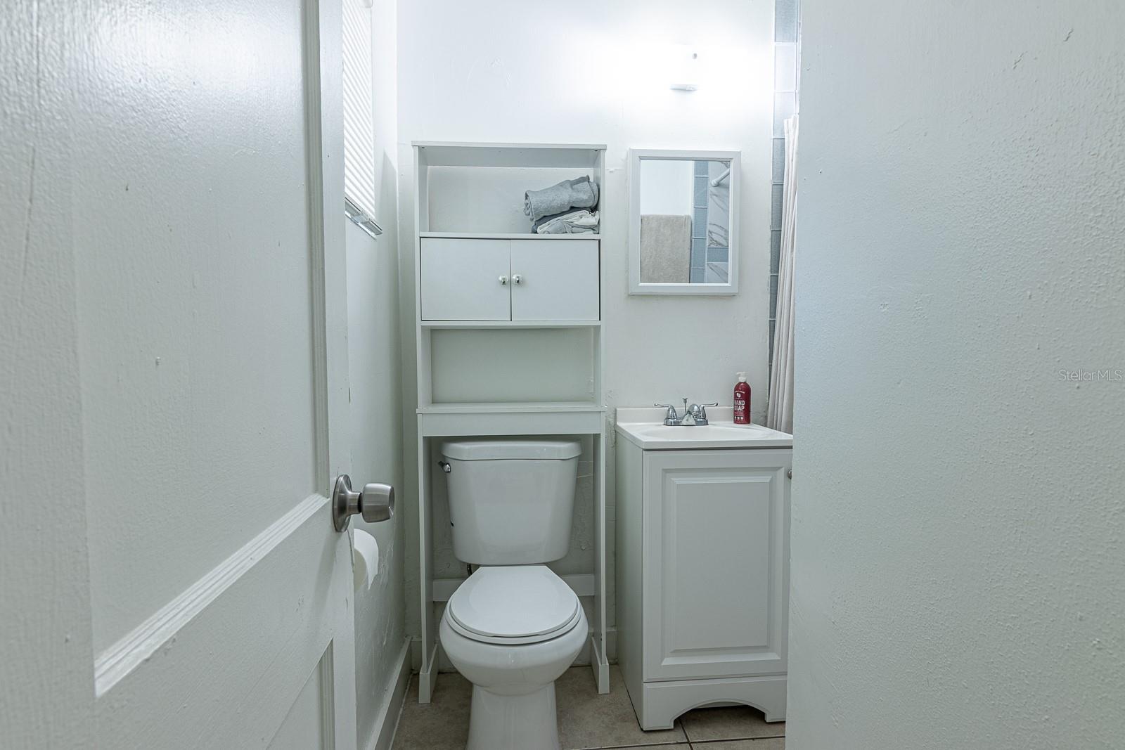 610 N EAST AVE — photo 9