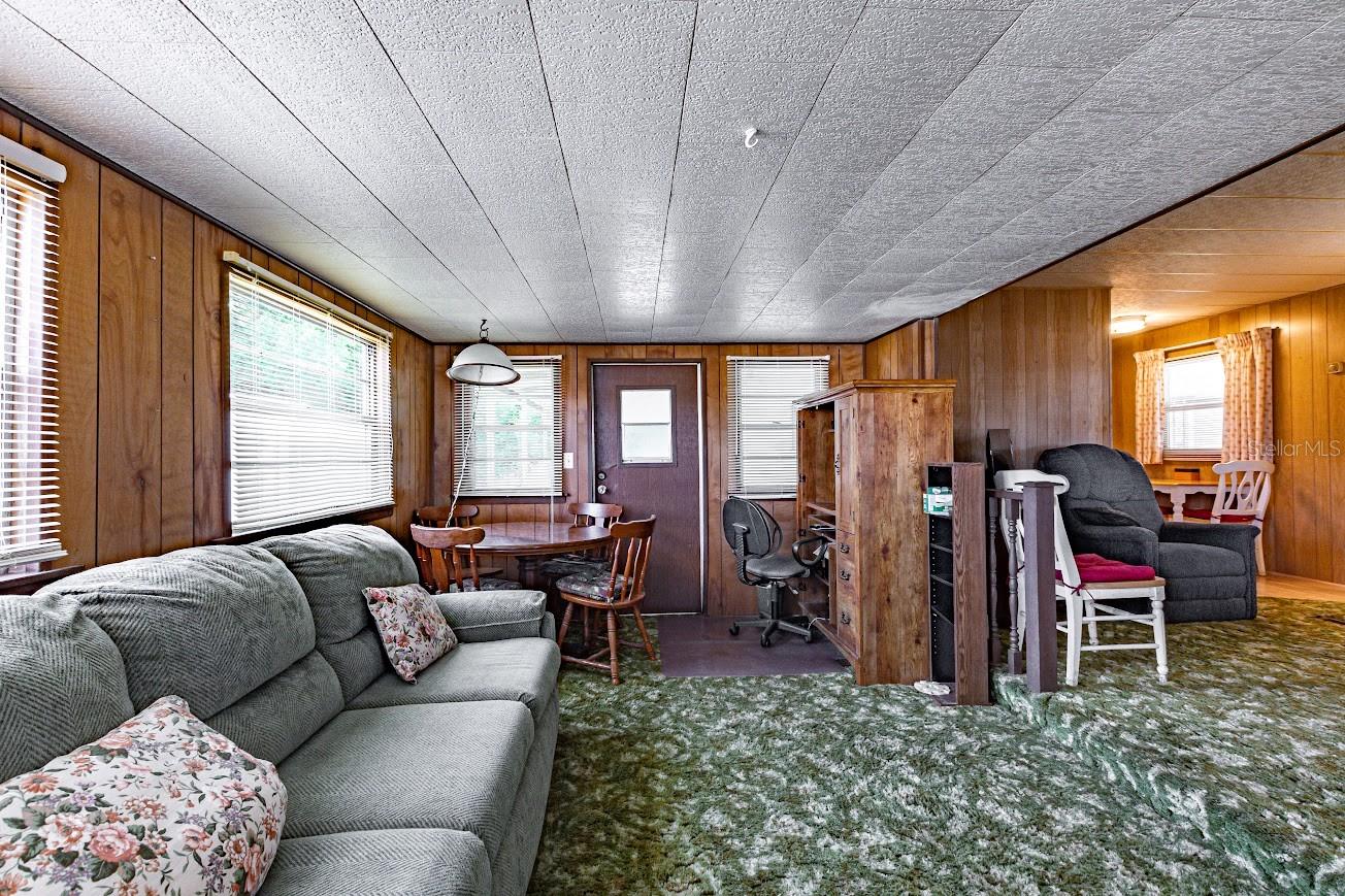 5330 BETMAR DR — photo 15