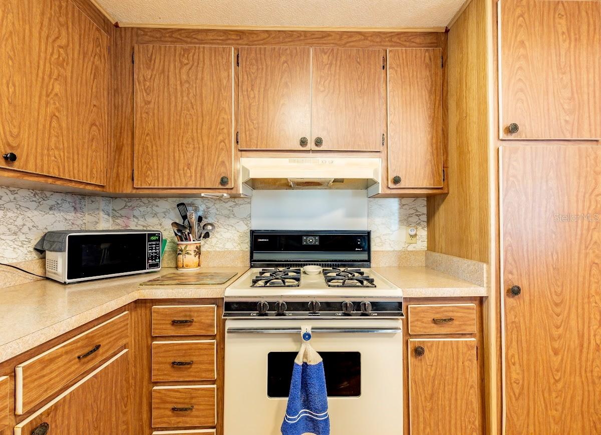 5330 BETMAR DR — photo 10