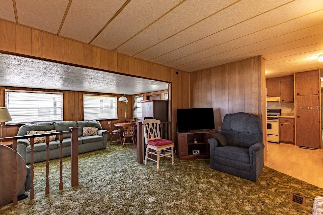 5330 BETMAR DR — photo 17