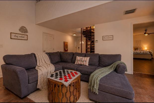 1584 OAK LANE — photo 34