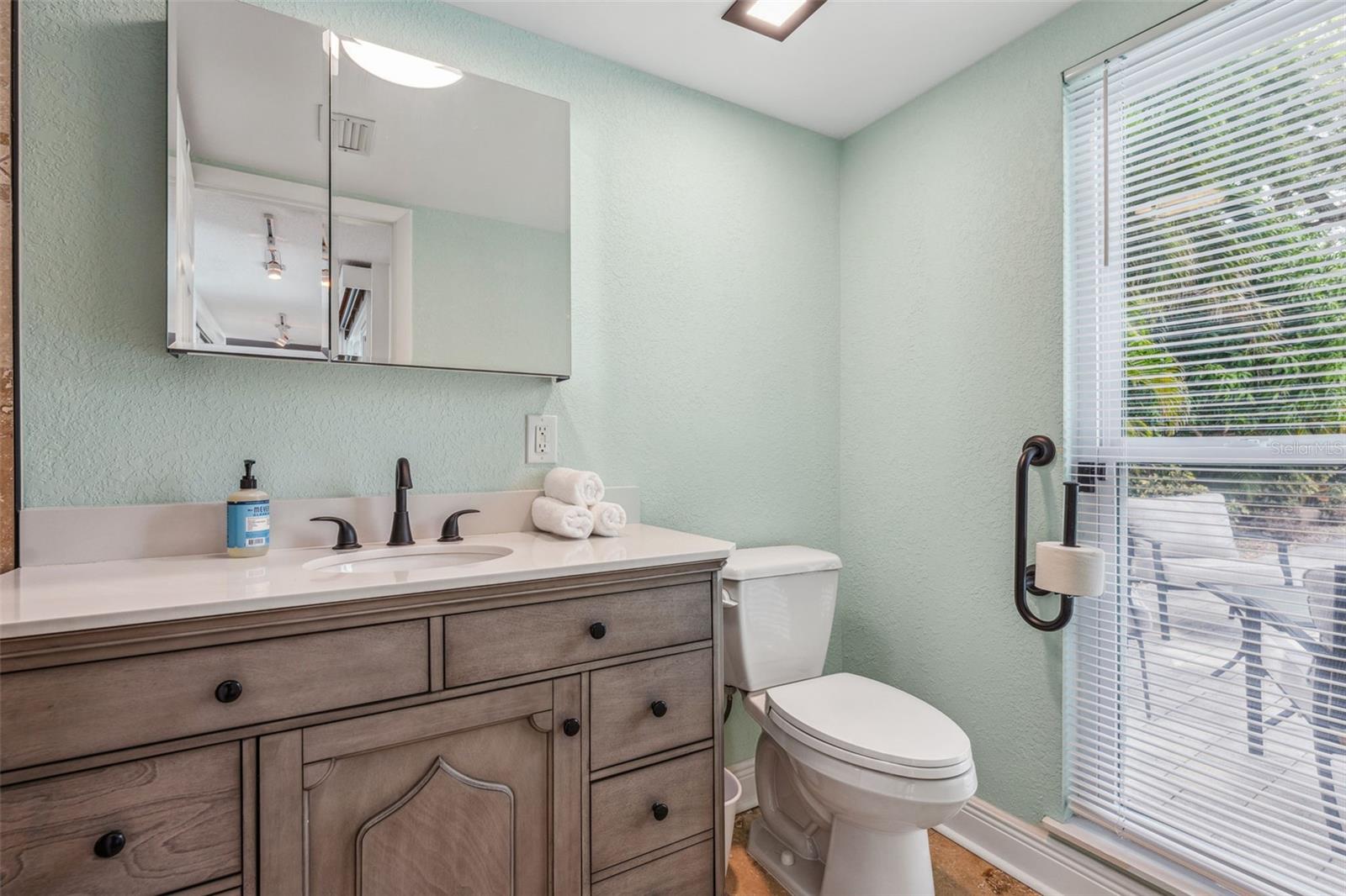 1584 OAK LANE — photo 44