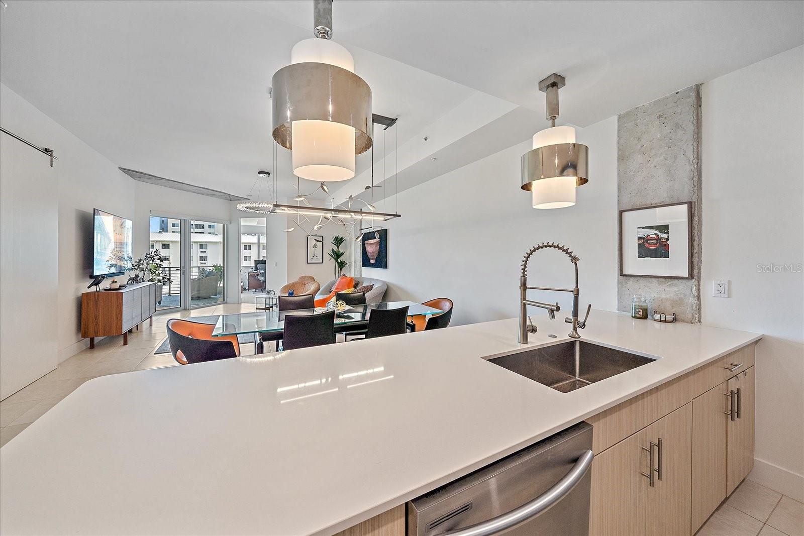332 COCOANUT AVE #406 — photo 10