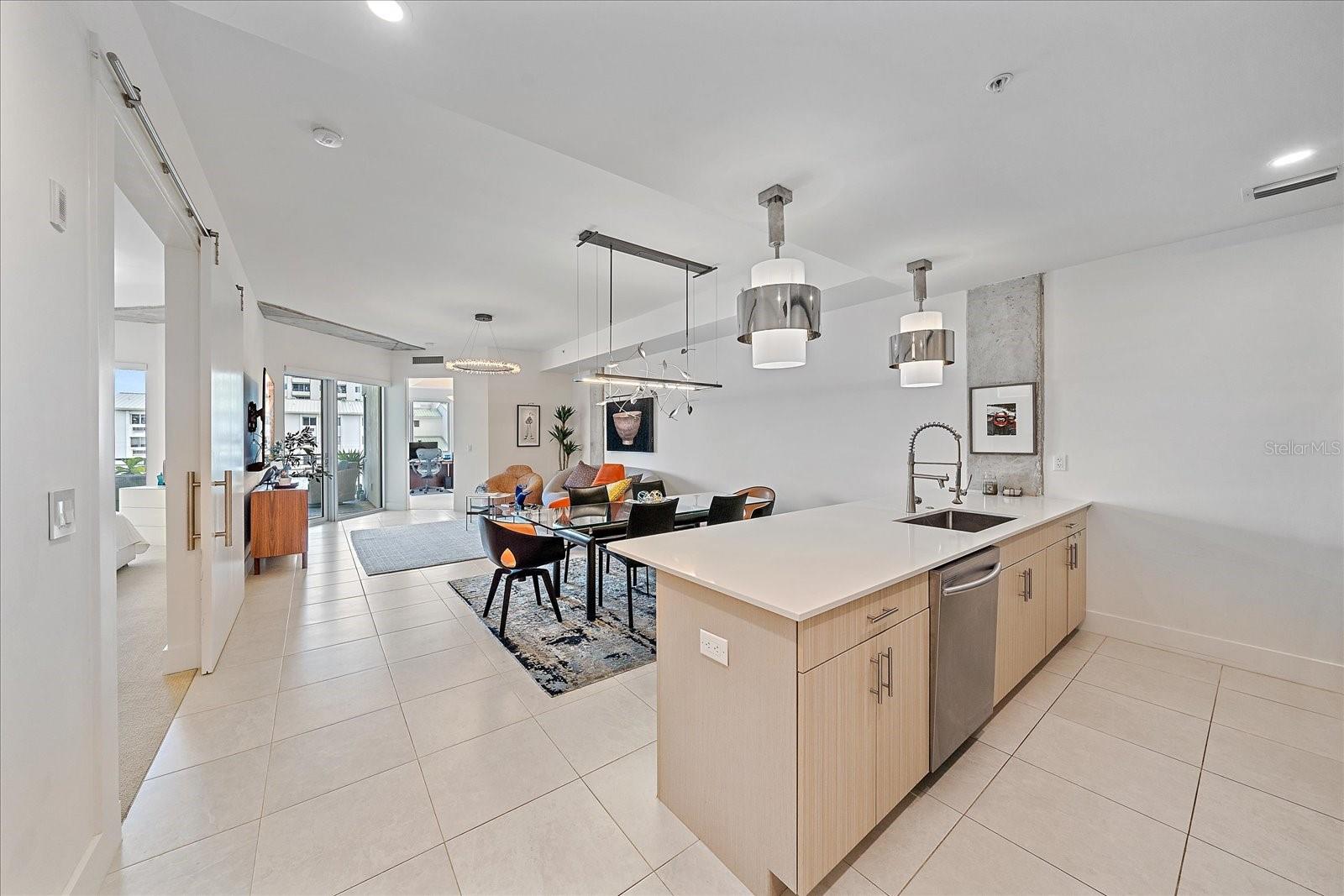 332 COCOANUT AVE #406 — photo 7