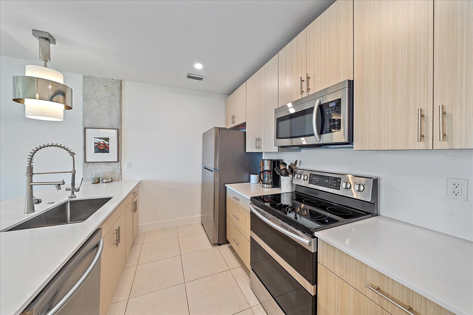 332 COCOANUT AVE #406 — photo 8