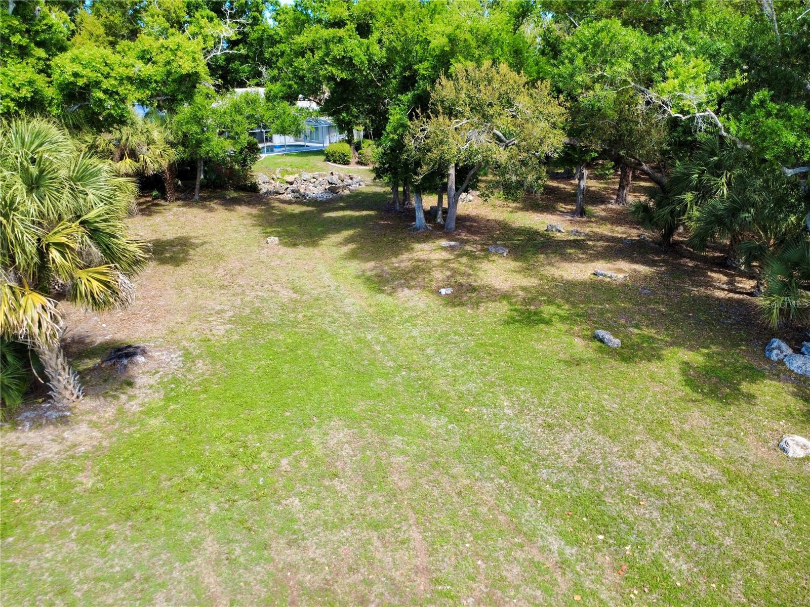 565 PARK ESTATES SQ — photo 12