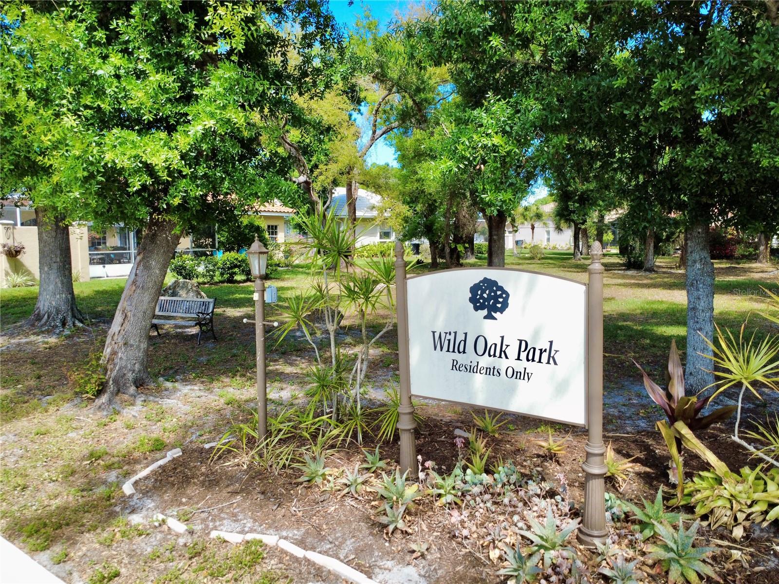 565 PARK ESTATES SQ — photo 9