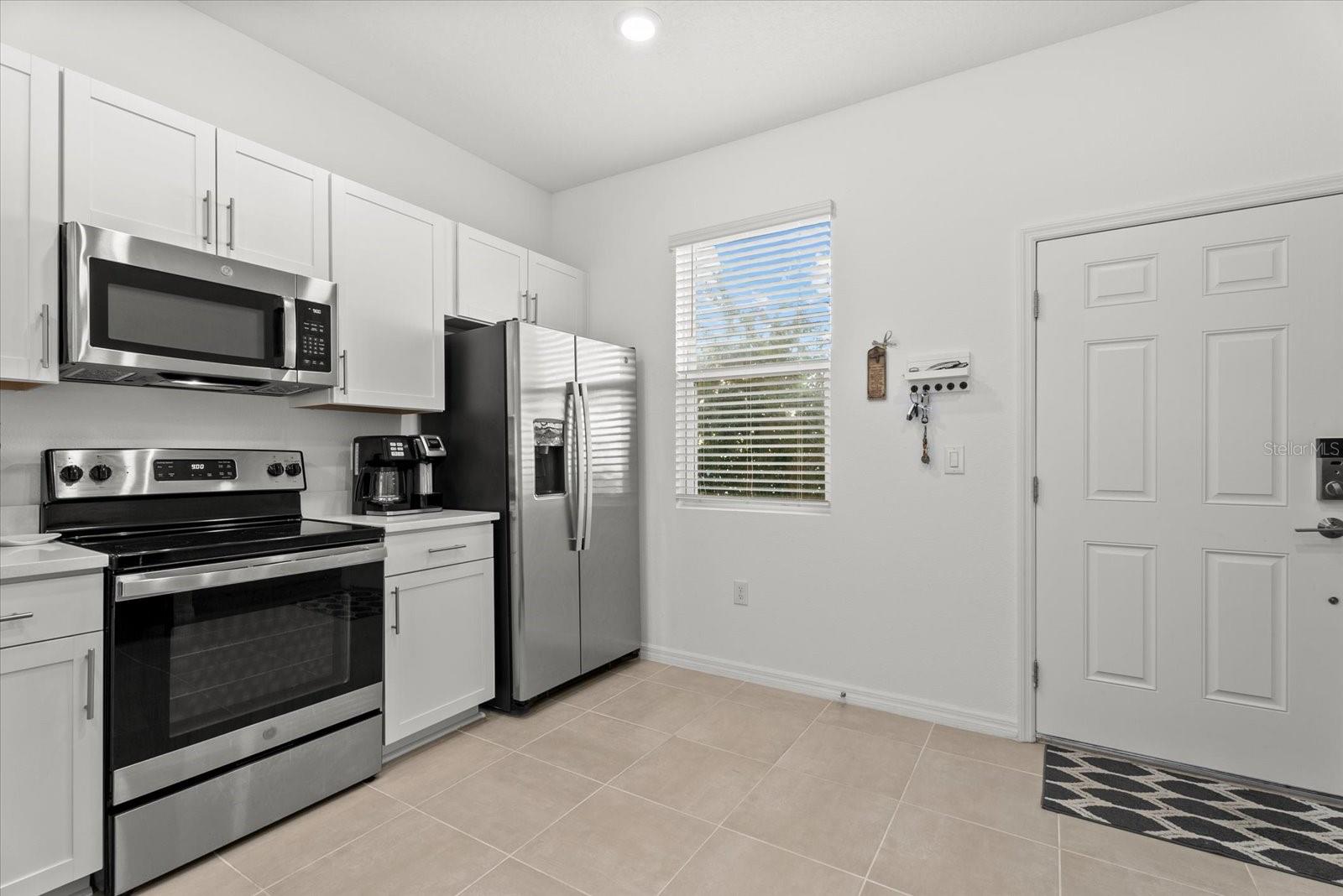 8780 DAYBREAK ST — photo 8