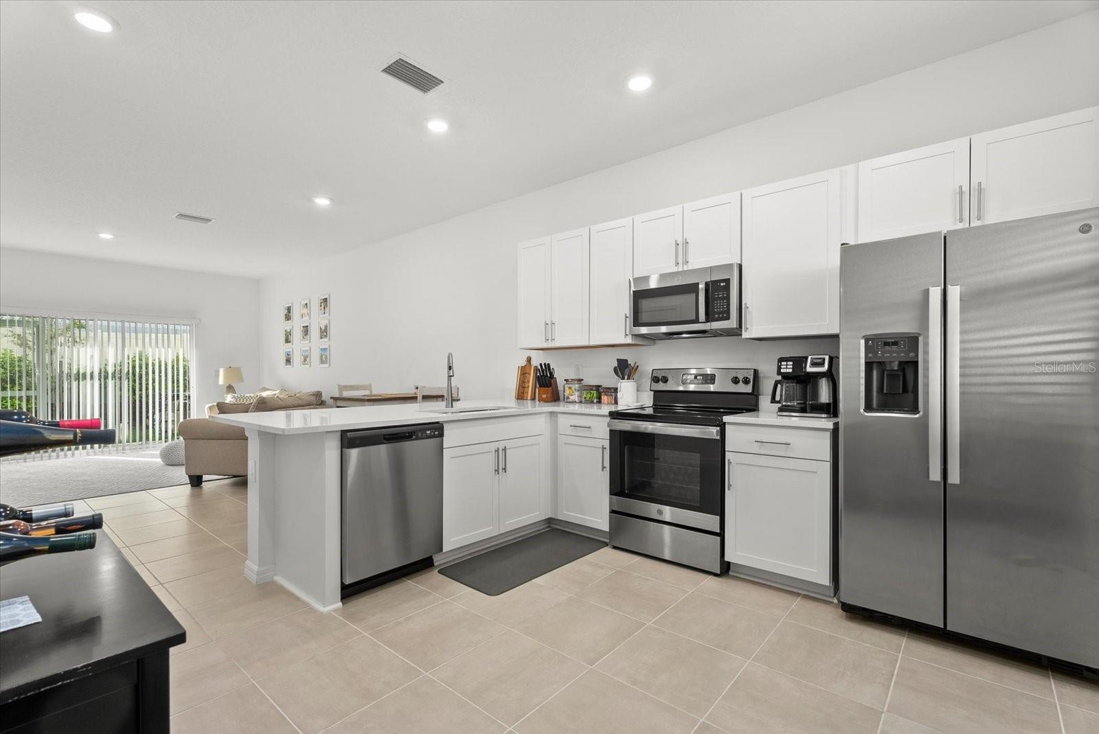 8780 DAYBREAK ST — photo 5