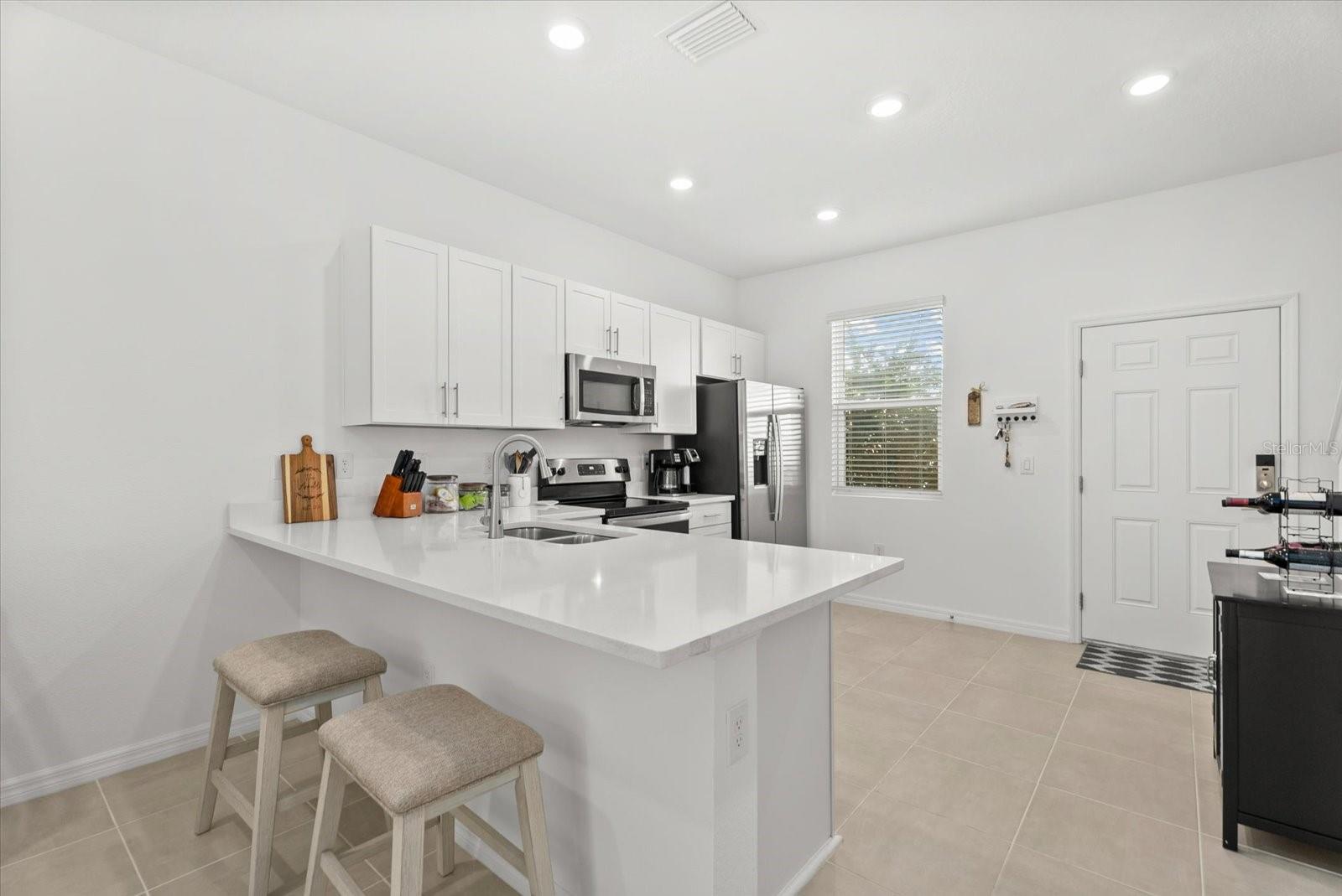 8780 DAYBREAK ST — photo 11