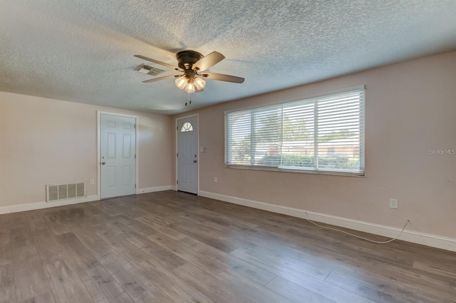 7144 FAIRFAX DR — photo 5