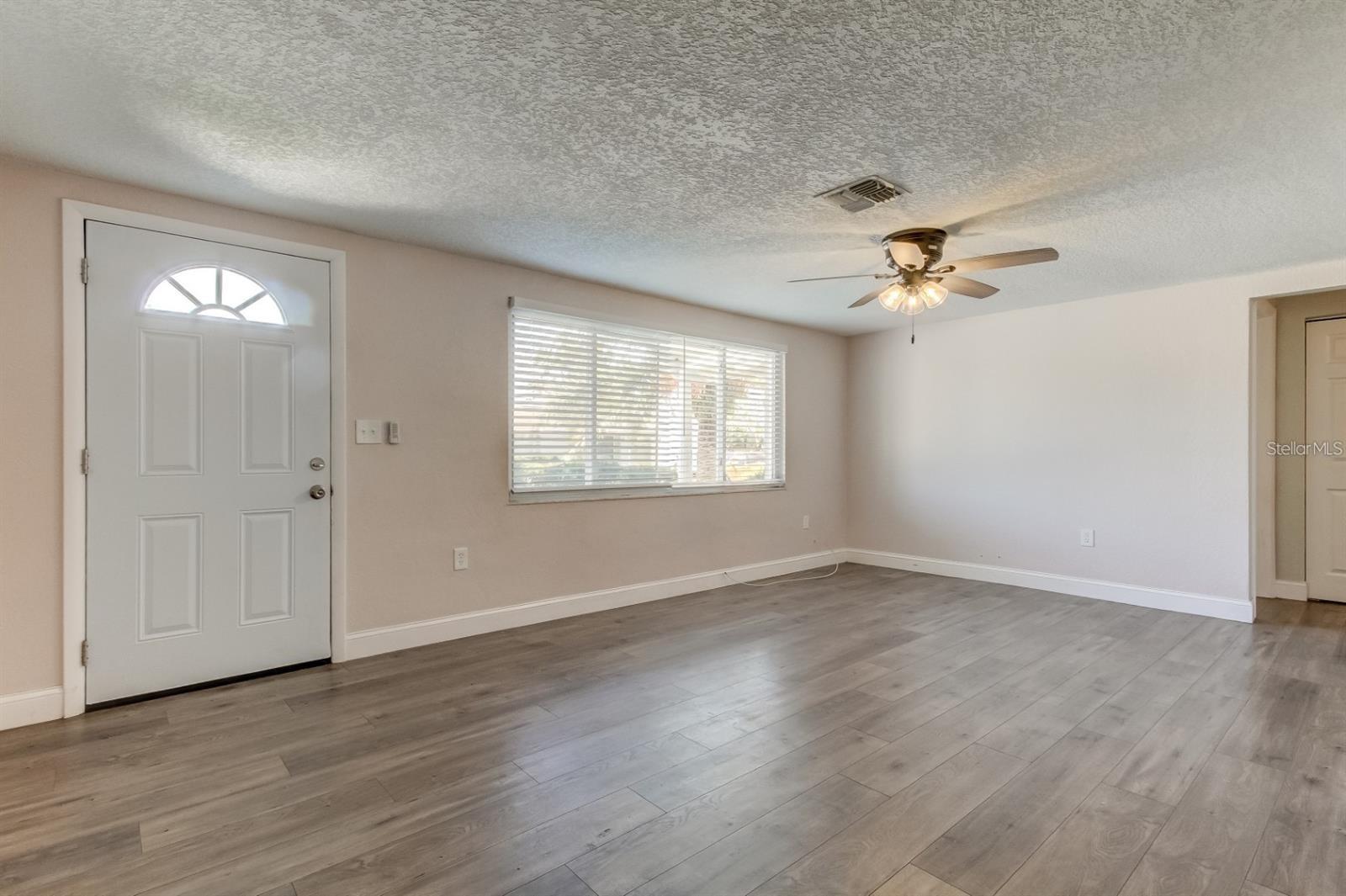 7144 FAIRFAX DR — photo 4