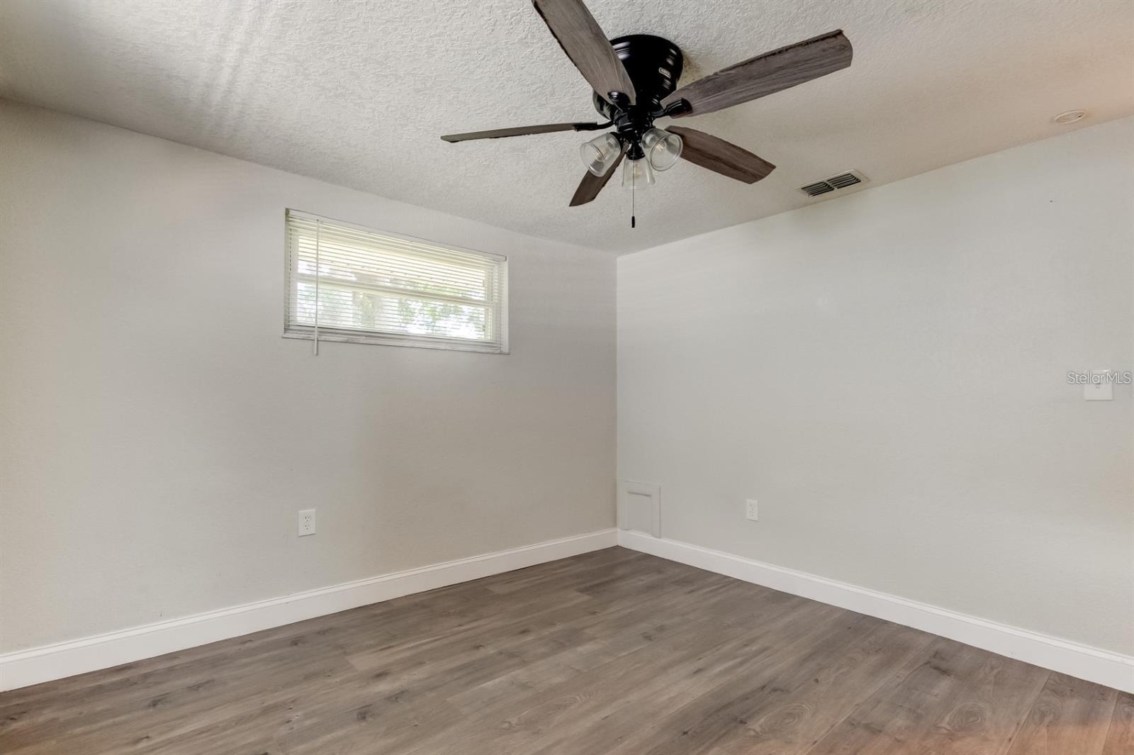 7144 FAIRFAX DR — photo 37